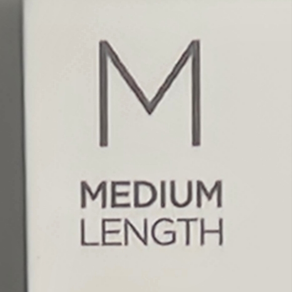 Kiss Salon Acrylic Natural Press On Nails - Picture 3 of 5